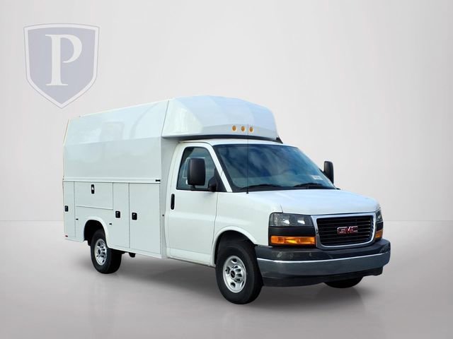 2025 GMC Savana Cutaway