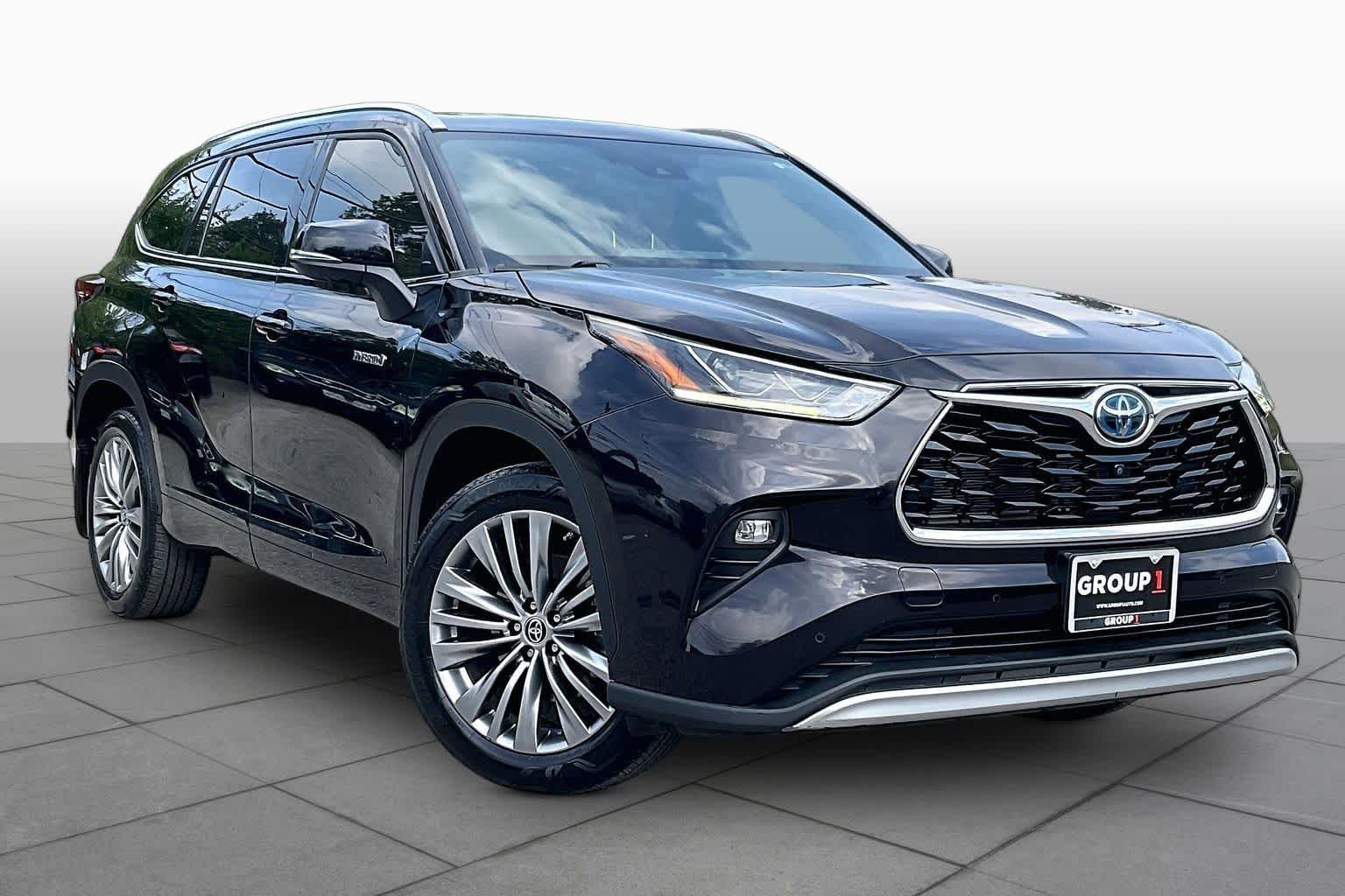 Used 2021 Opulent Amber Toyota Hybrid Platinum image 3