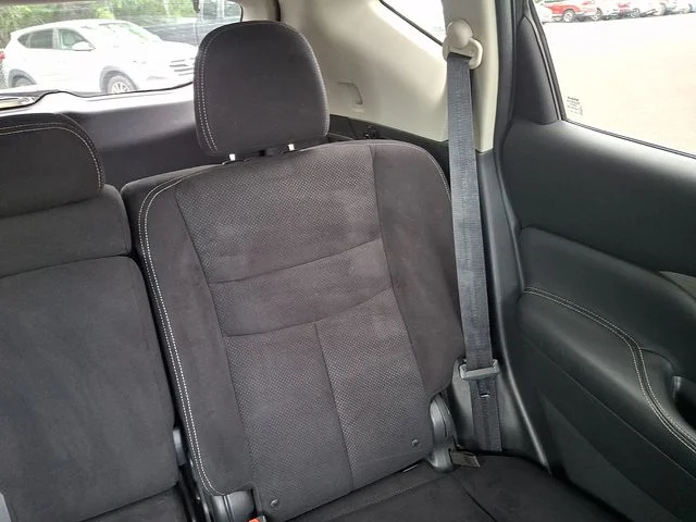 Used 2016 Brown Nissan S image 20