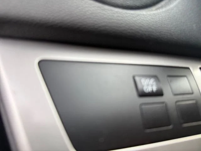 Used 2010 Blue Mazda i Touring image 26