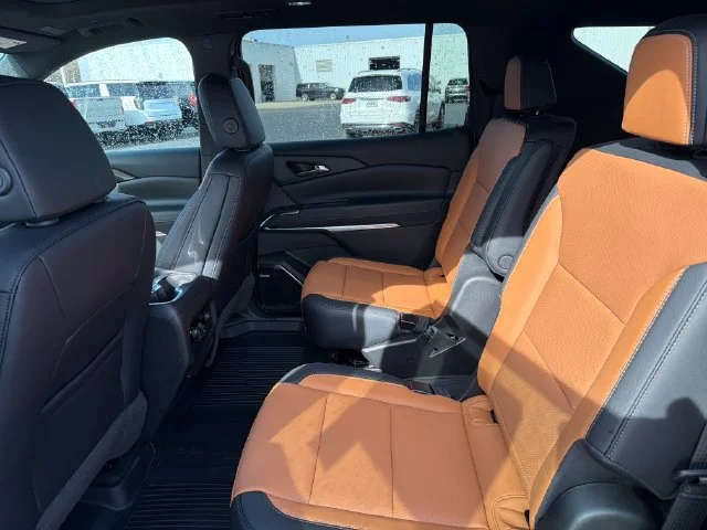 2027 Chevrolet Traverse Z71 - Photo 28