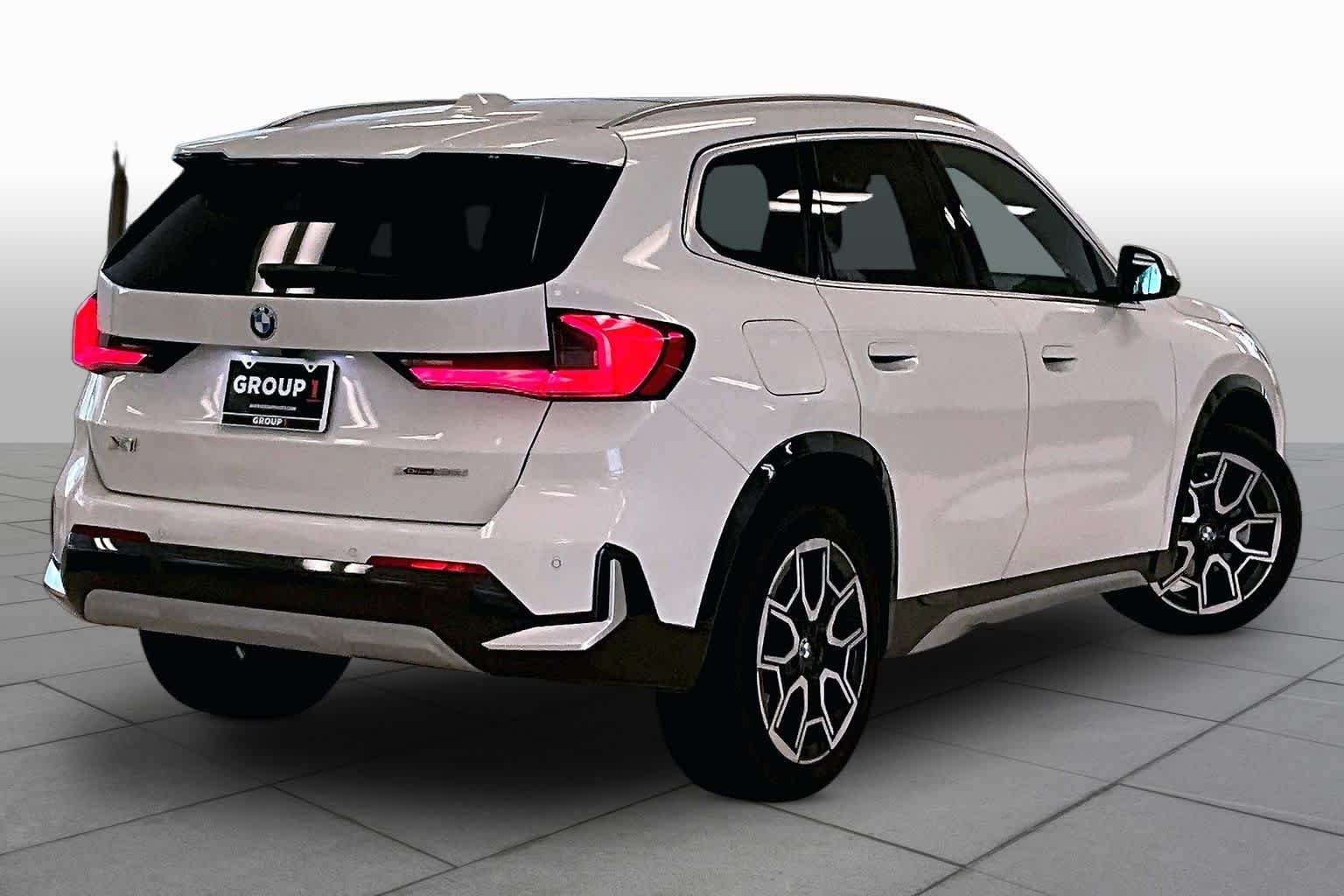 Certified Used 2025 Alpine White BMW xDrive28i image 12