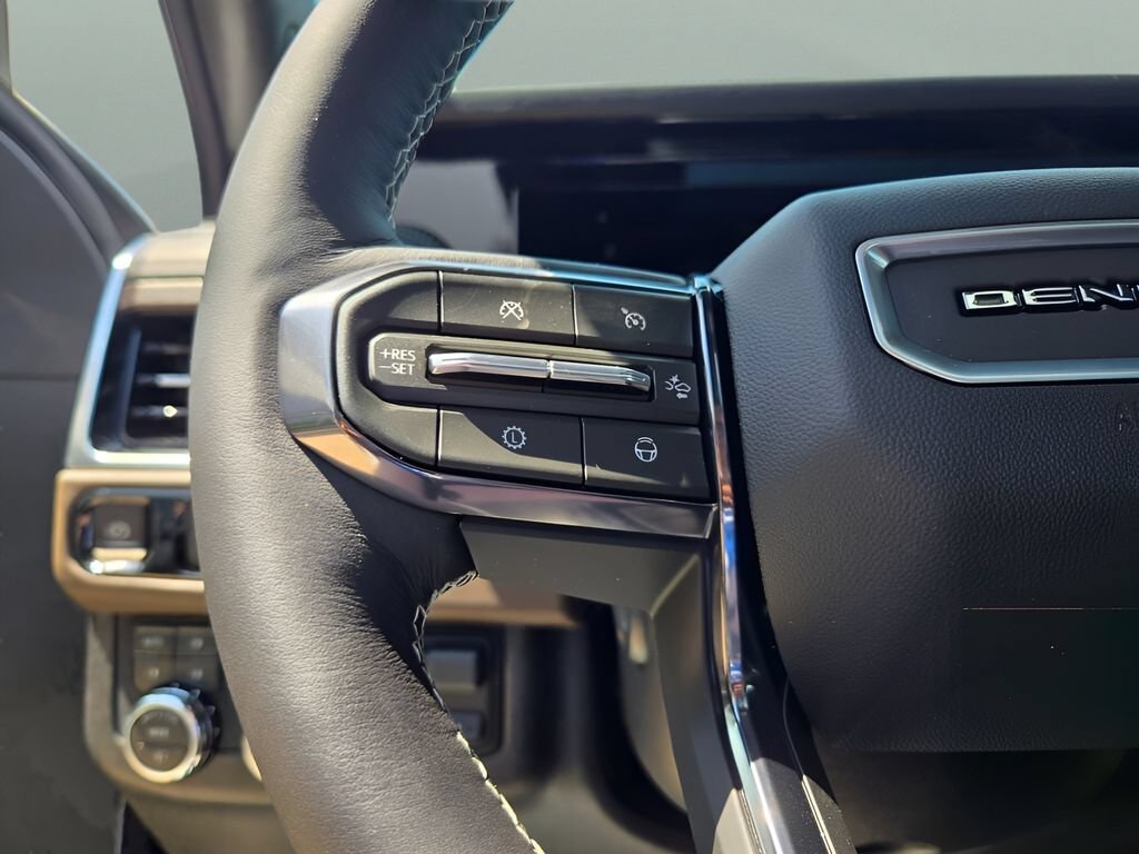 2026 GMC Yukon XL Denali Ultimate - Photo 32