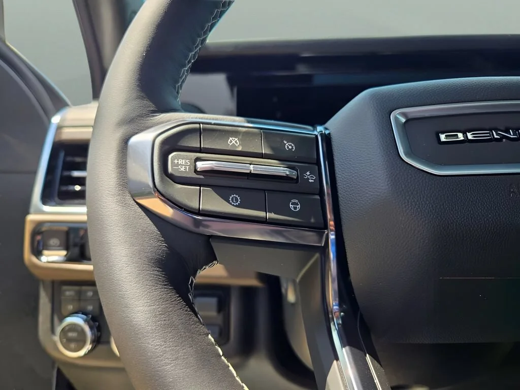 2026 GMC Yukon XL Denali Ultimate - Photo 32