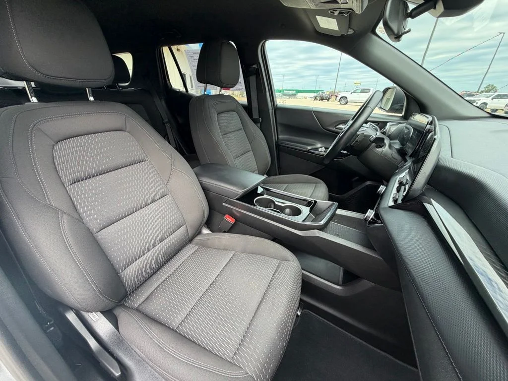Used 2025 Gray Chevrolet LT image 30