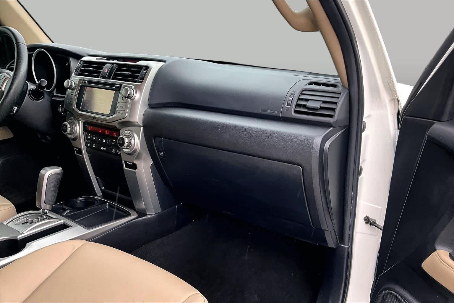 Used 2013 Blizzard Pearl Metallic Toyota Limited image 19