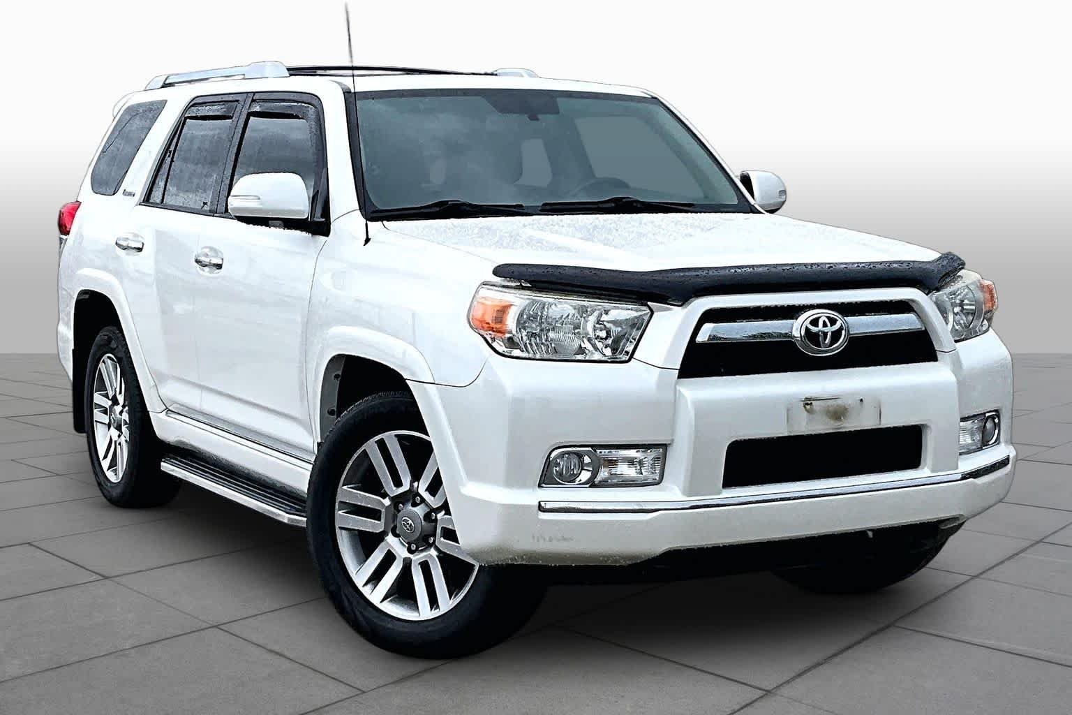 Used 2013 Blizzard Pearl Metallic Toyota Limited image 3