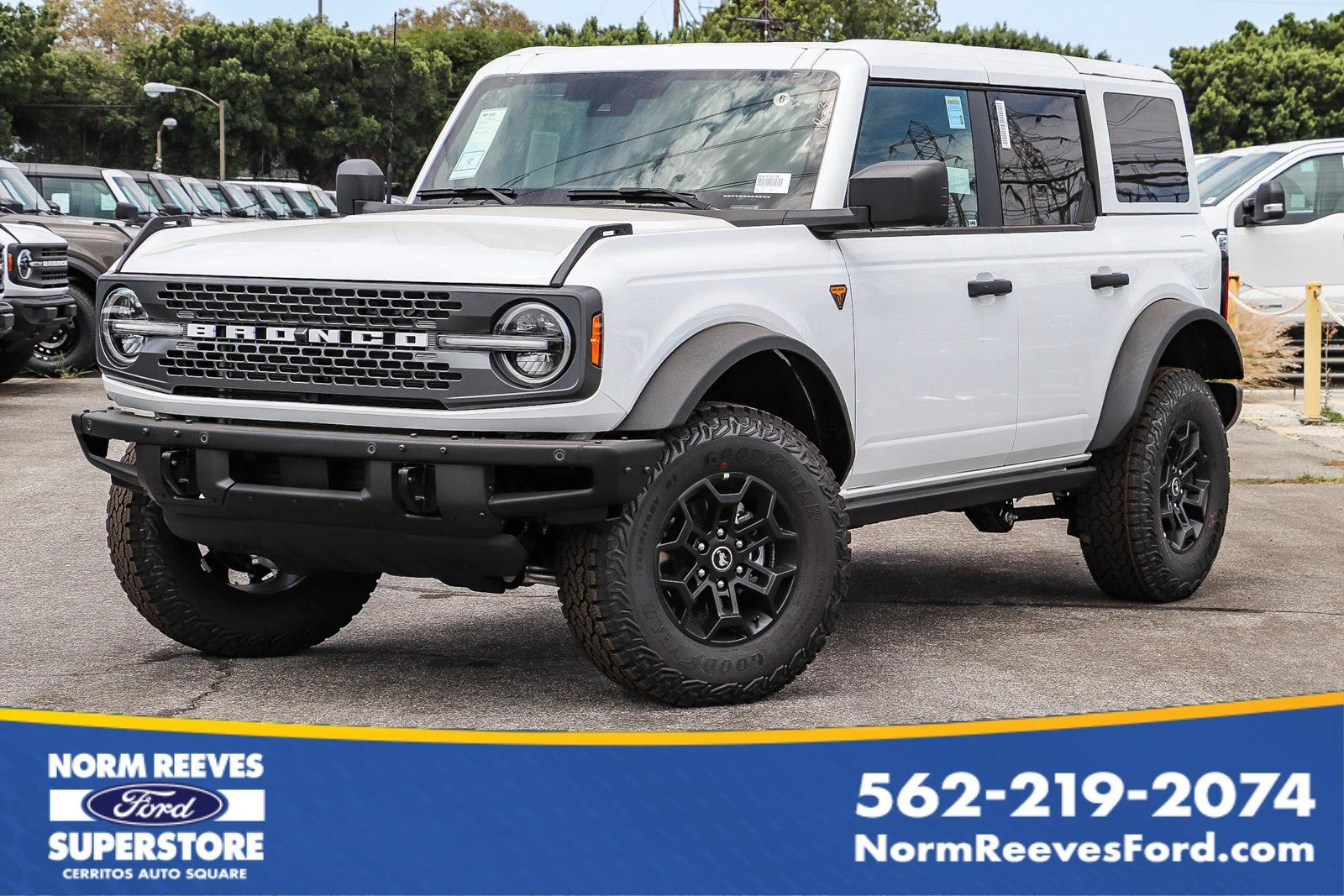 New 2026 Oxford White Ford Badlands® image 1