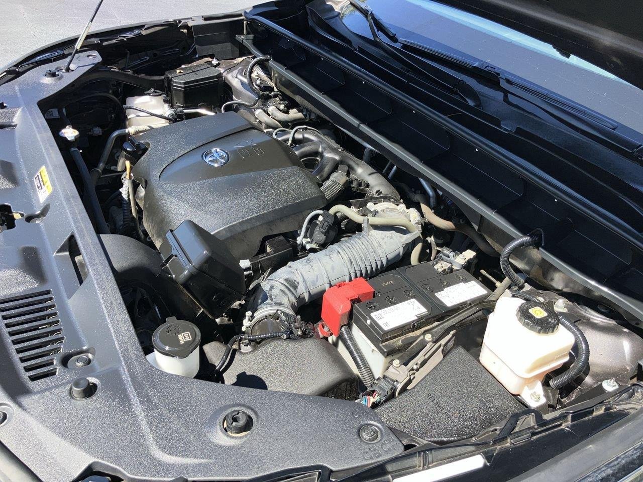 Used 2021 Gray (Magnetic Gray Metallic) Toyota LE AWD image 36