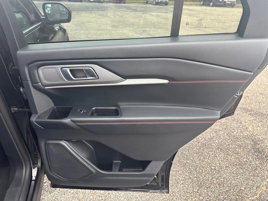 Used 2025 Black Ford ST-Line image 29
