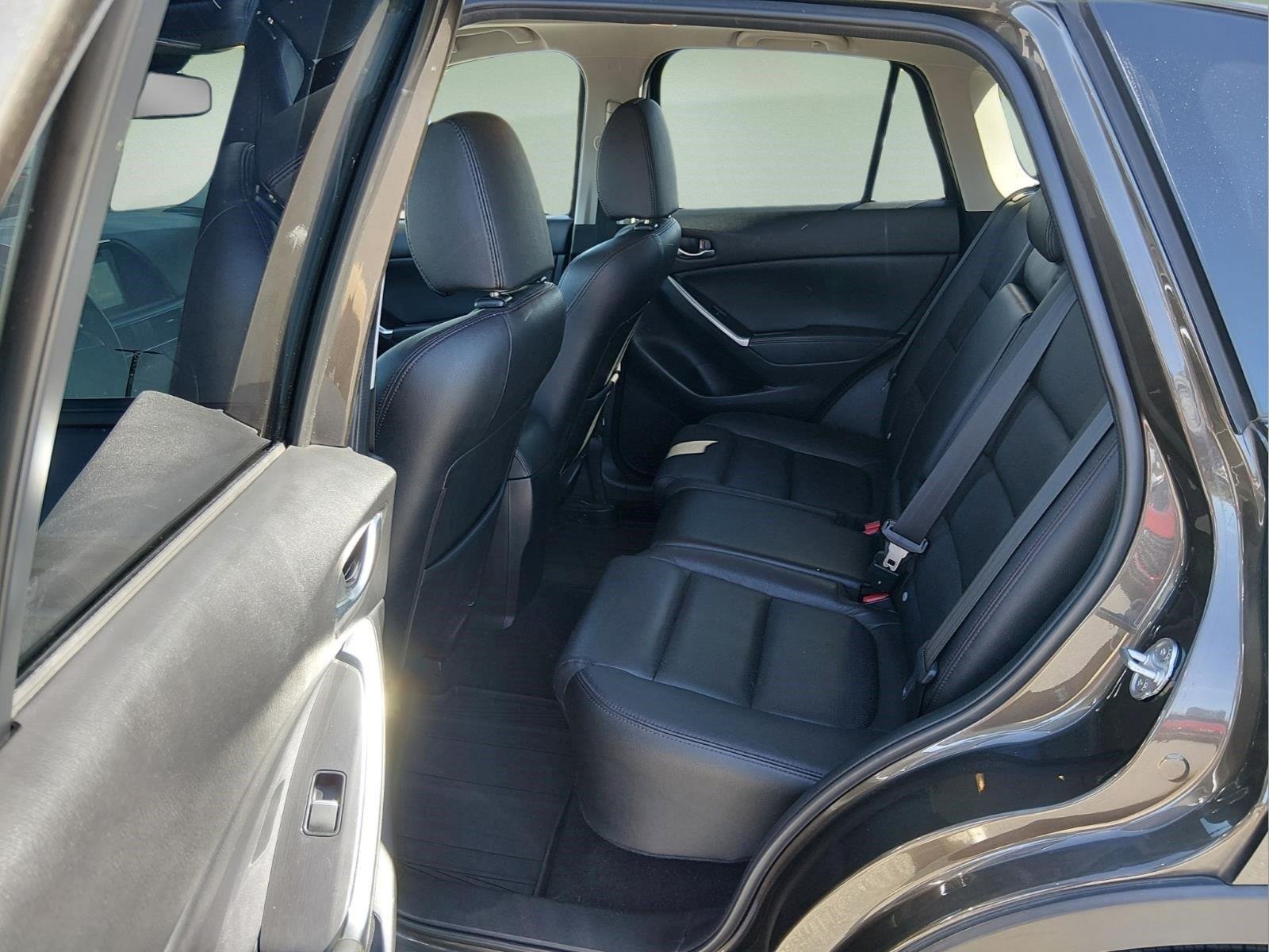 Used 2016 Titanium Flash Mica Mazda Grand Touring image 19