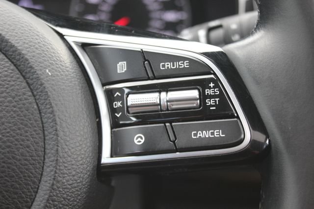 Used 2022 Gray Kia EX image 17