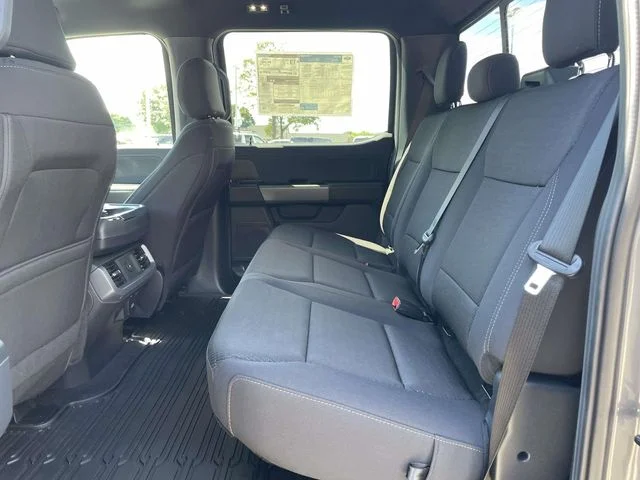 New 2026 Carbonized Gray Metallic Ford XLT image 11