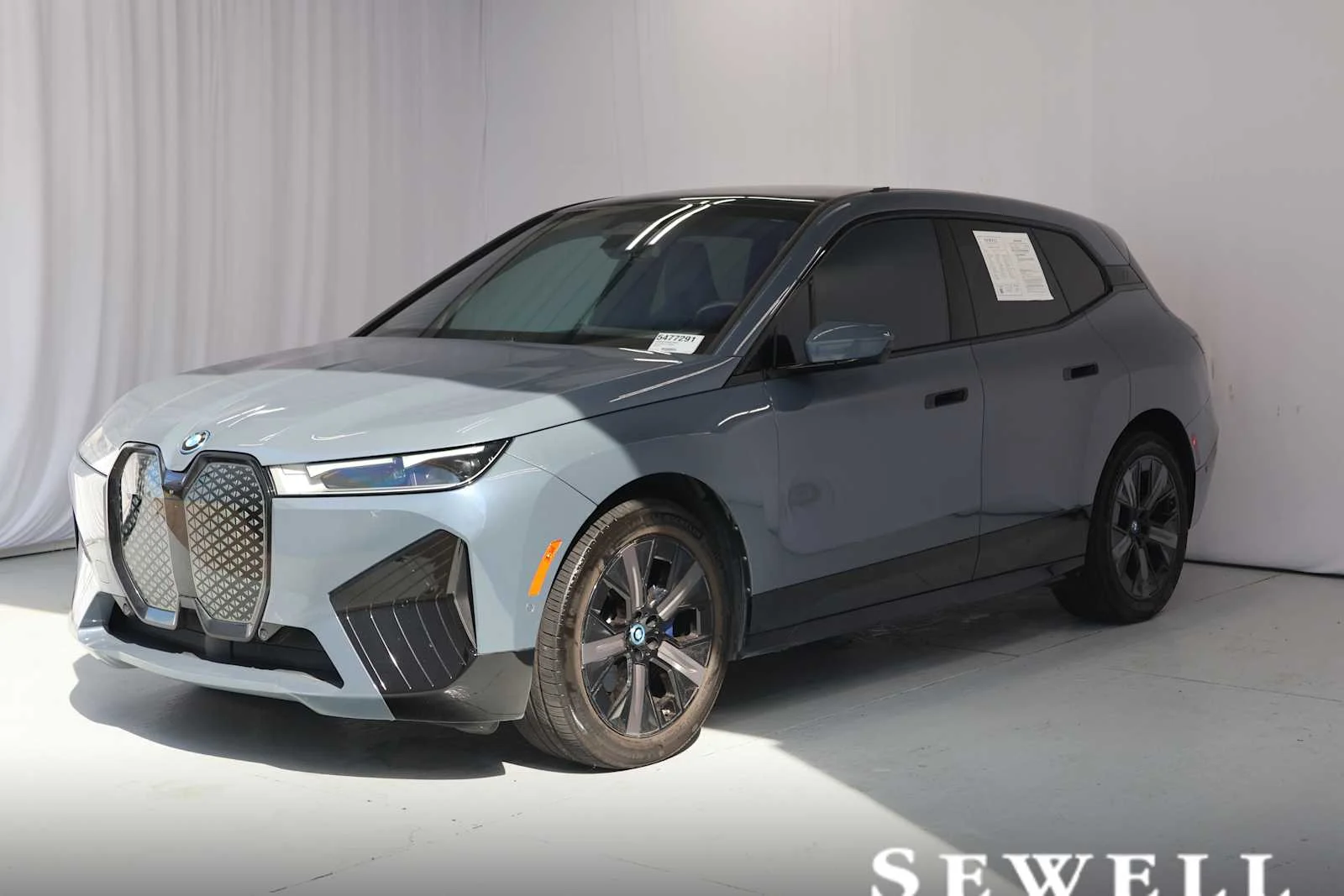 2024 BMW iX