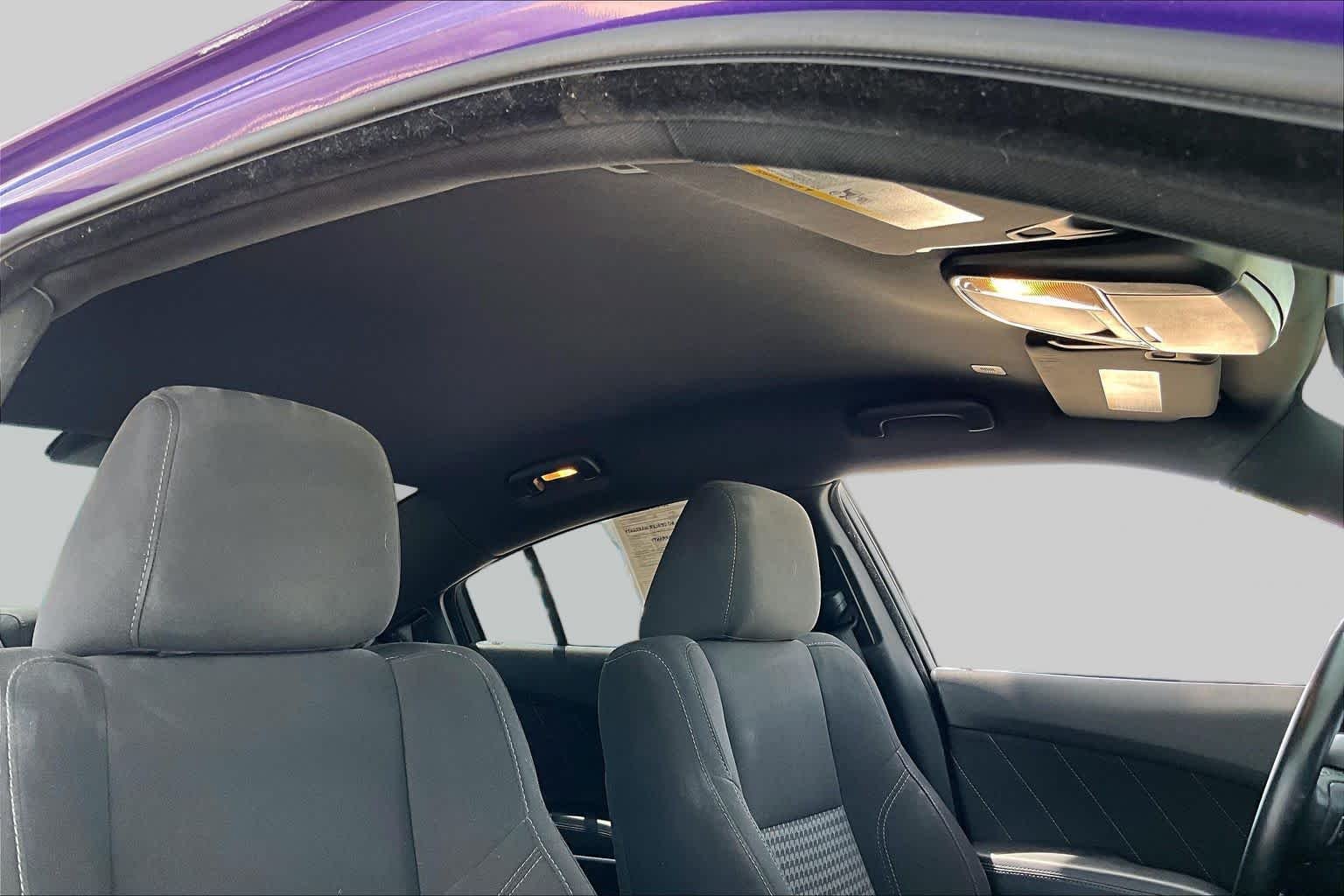 Used 2023 Plum Crazy Pearlcoat Dodge SXT image 13