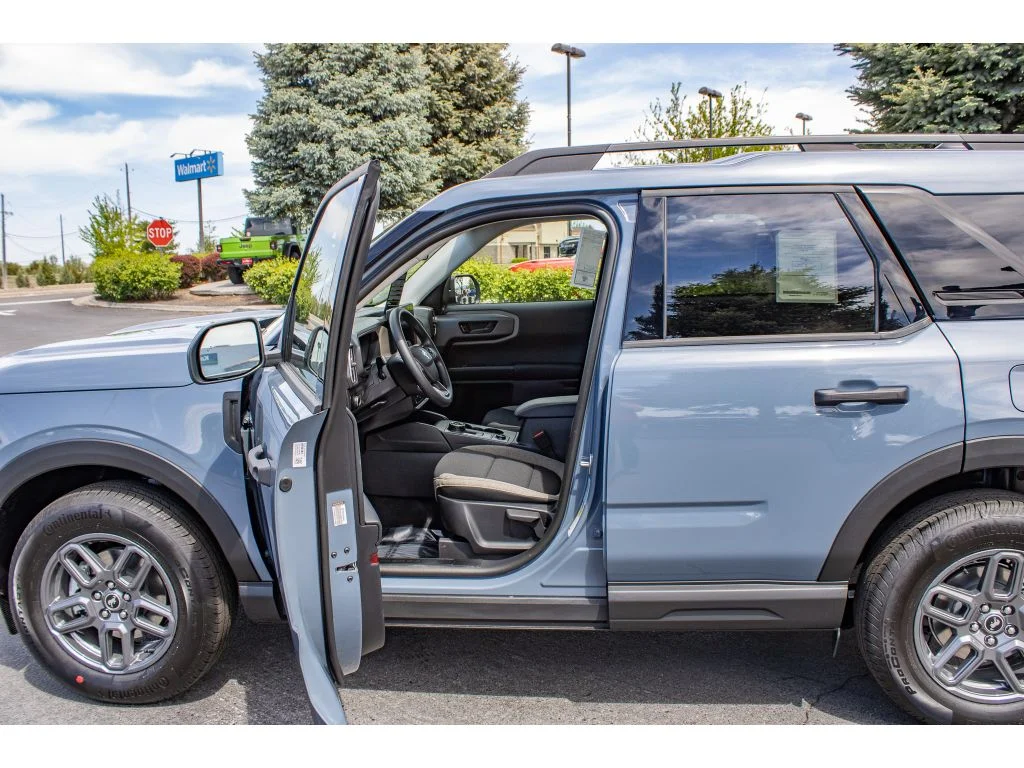New 2026 AZURE GRAY METALLIC Ford Big Bend image 28