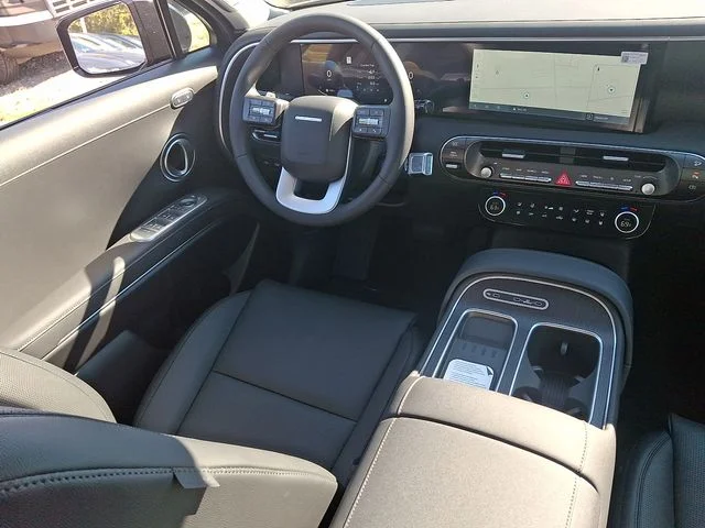 New 2026 Black Hyundai Limited image 9