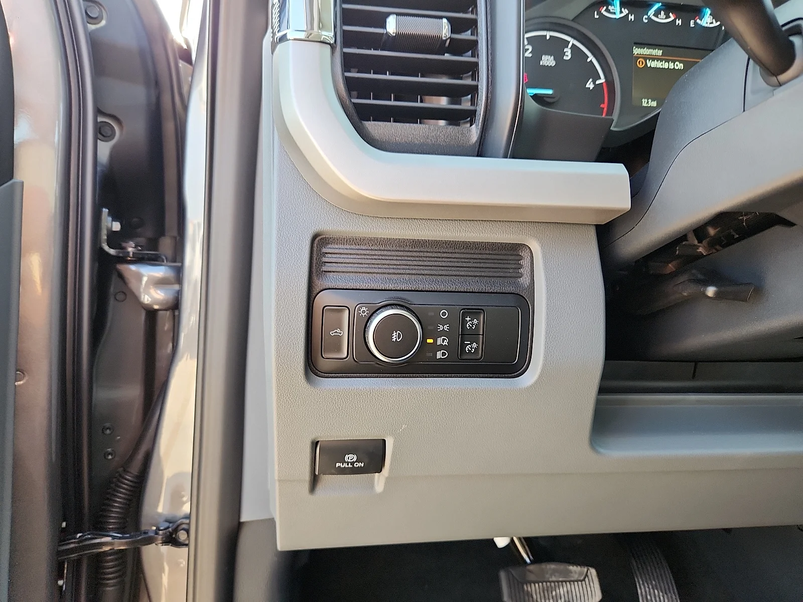 New 2027 Carbonized Gray Metallic Ford XL image 16