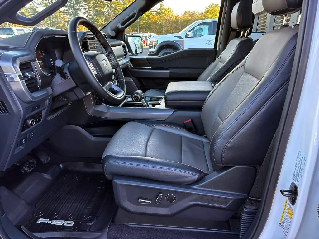 Used 2026 White Metallic Ford Lariat image 11