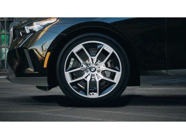 New 2027 Black Sapphire Metallic BMW  image 7
