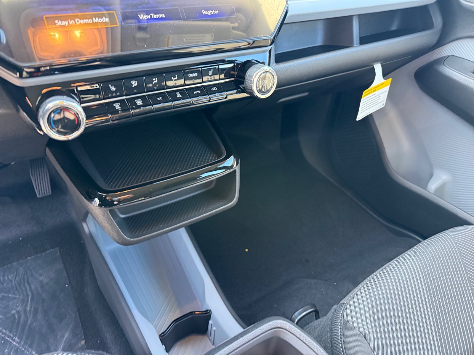 2027 Chevrolet Bolt LT - Photo 13