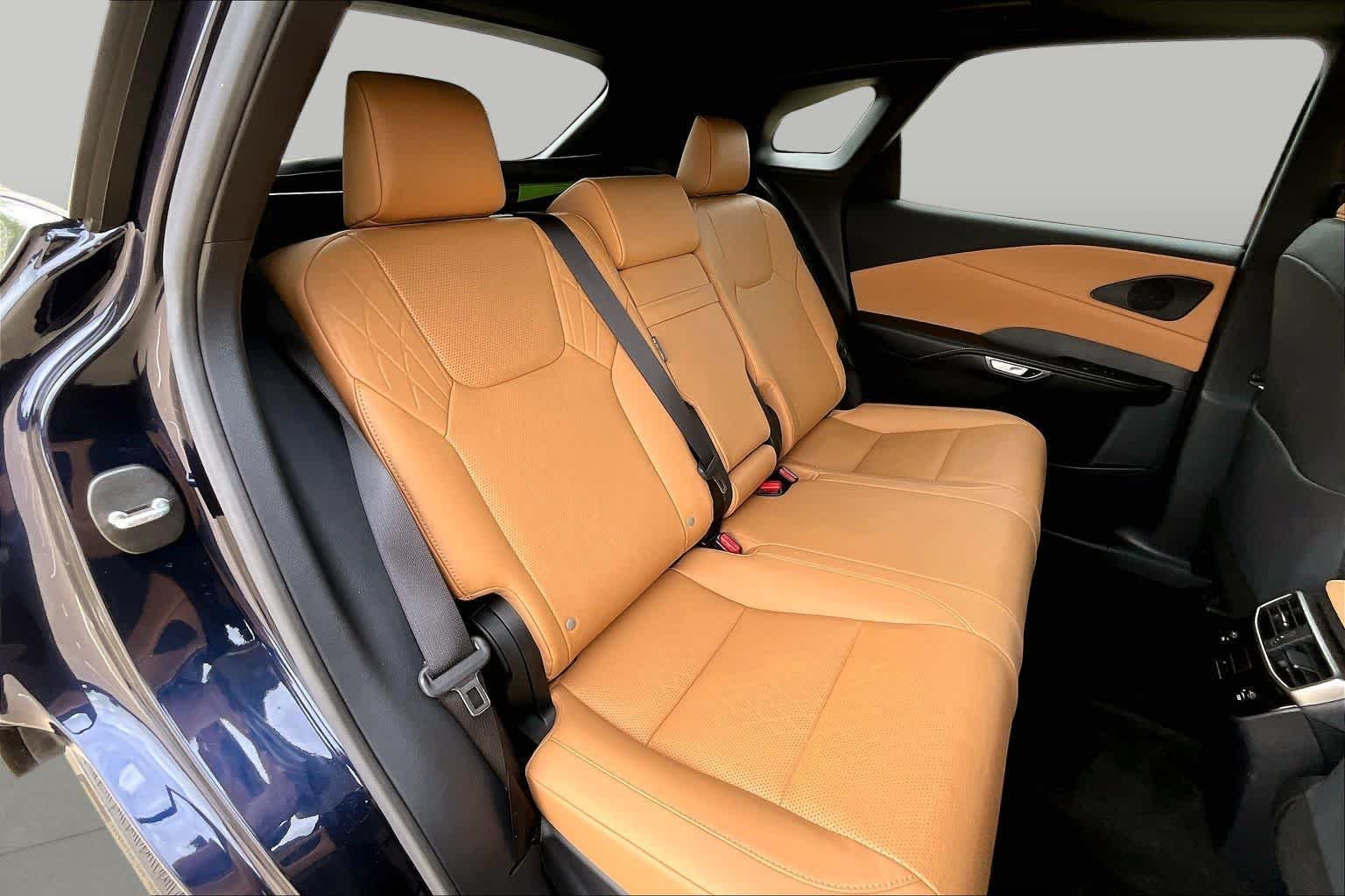 Used 2025 Nightfall Mica Lexus Premium Plus image 20