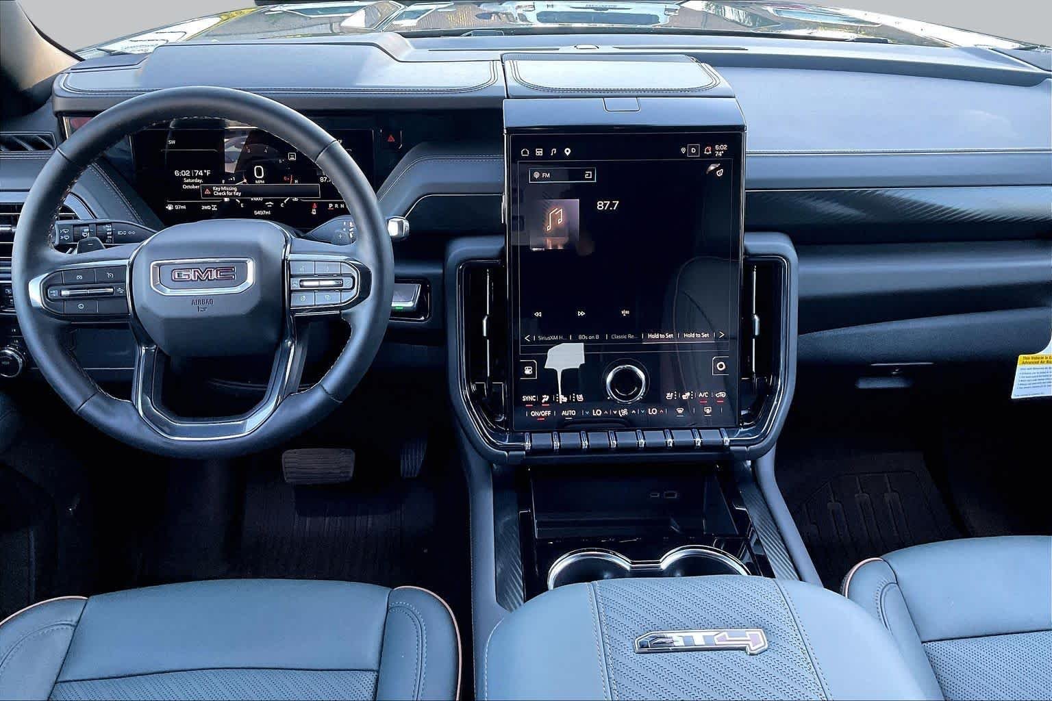 Used 2026 Midnight Pine GMC AT4 image 15