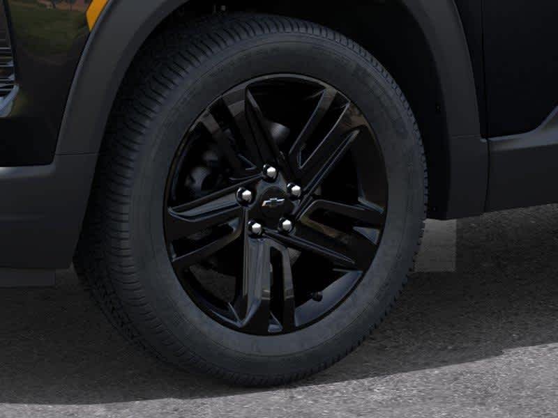 New 2026 Mosaic Black Metallic Chevrolet LT image 9