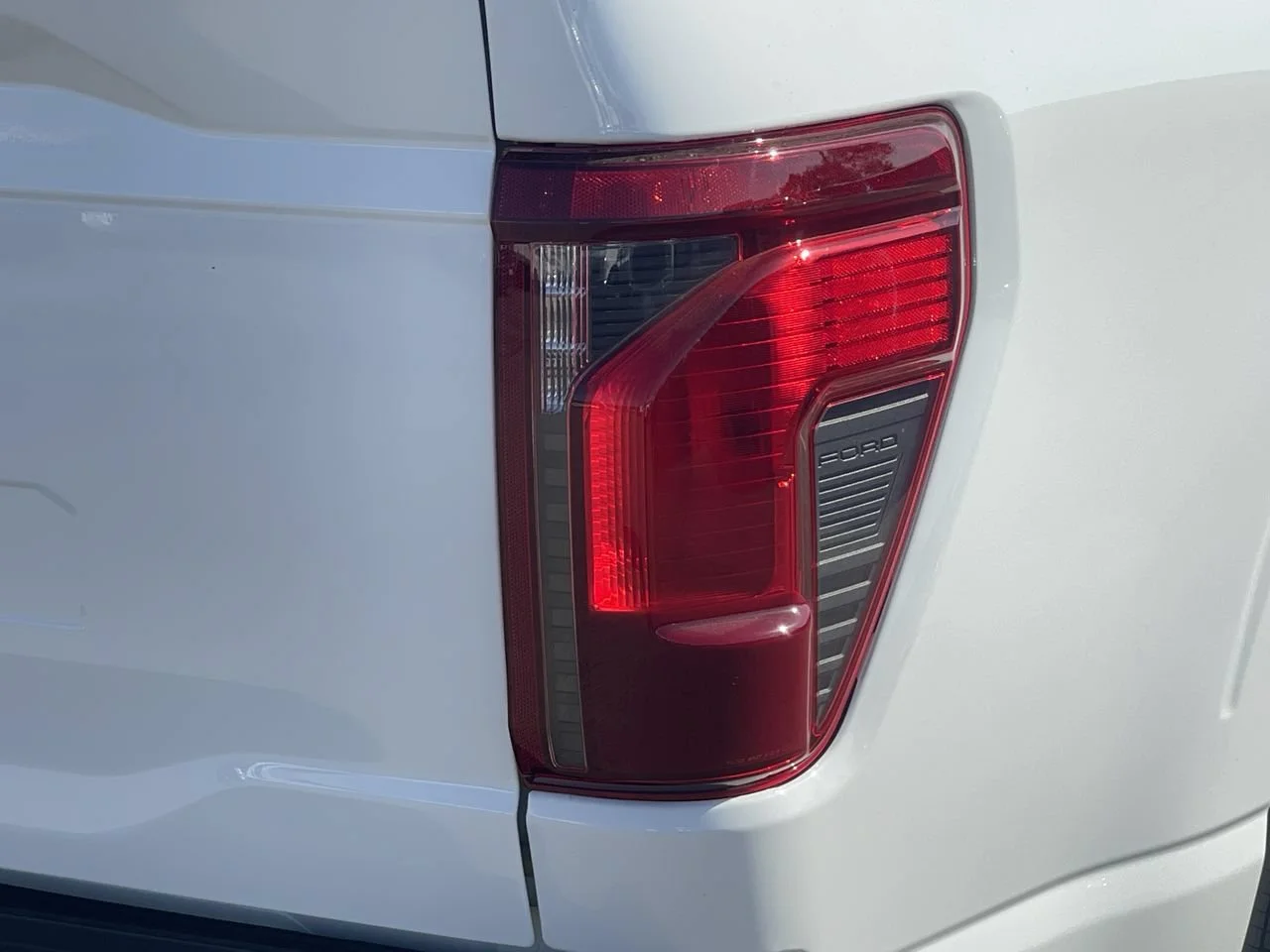New 2026 Oxford White Ford XL image 9