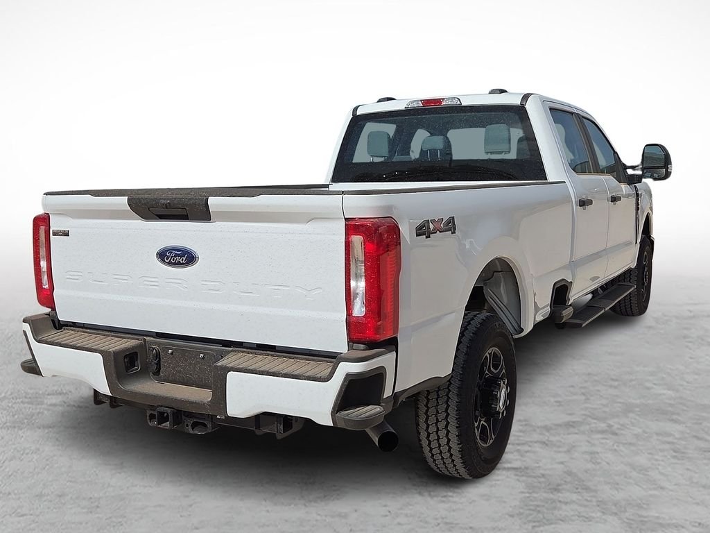 New 2026 Oxford White Ford F-350® XL image 10