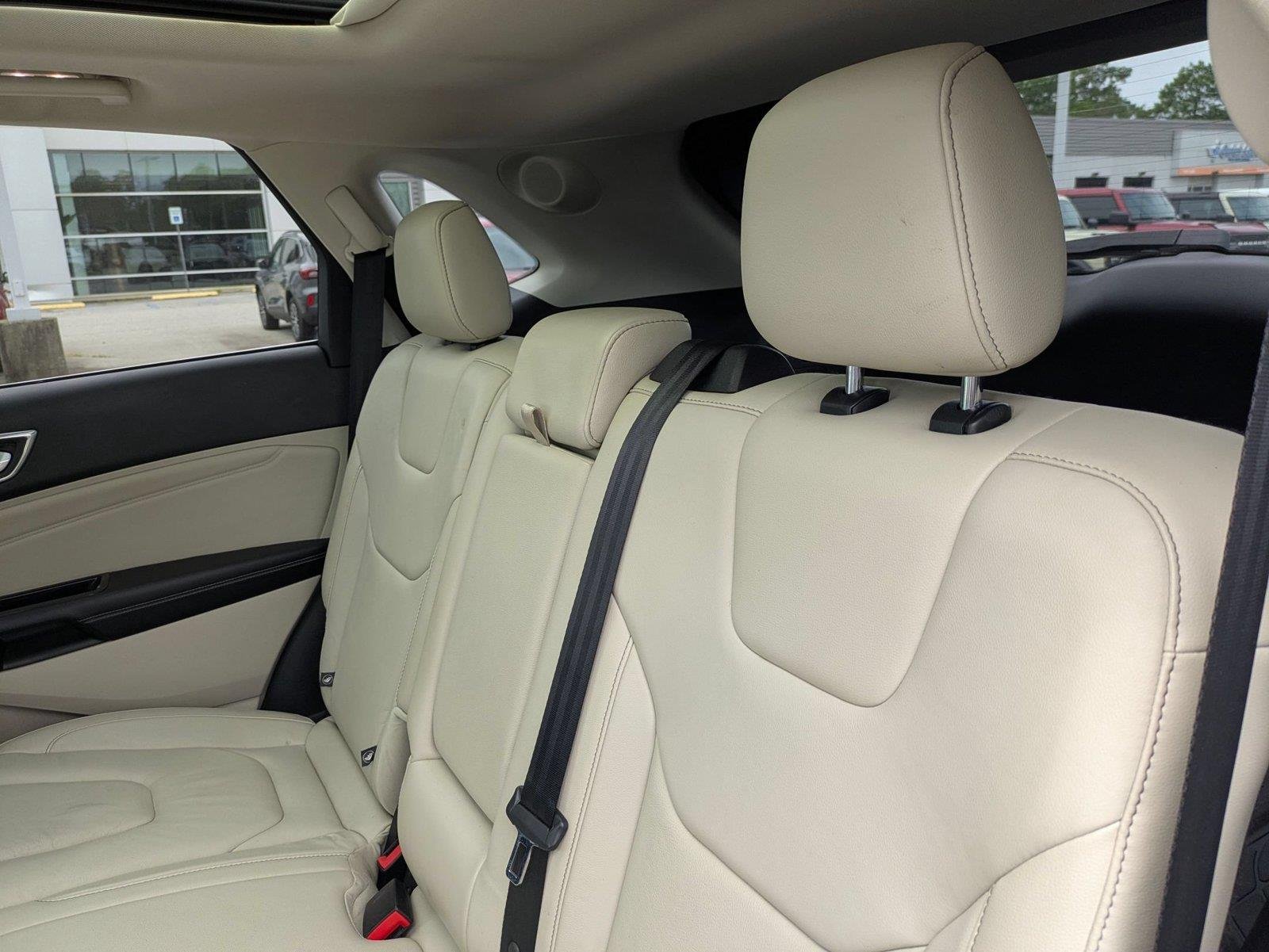 Used 2015 Ingot Silver Metallic FORD  image 28