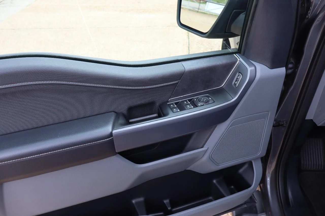 Used 2025 Carbonized Gray Ford XLT image 12