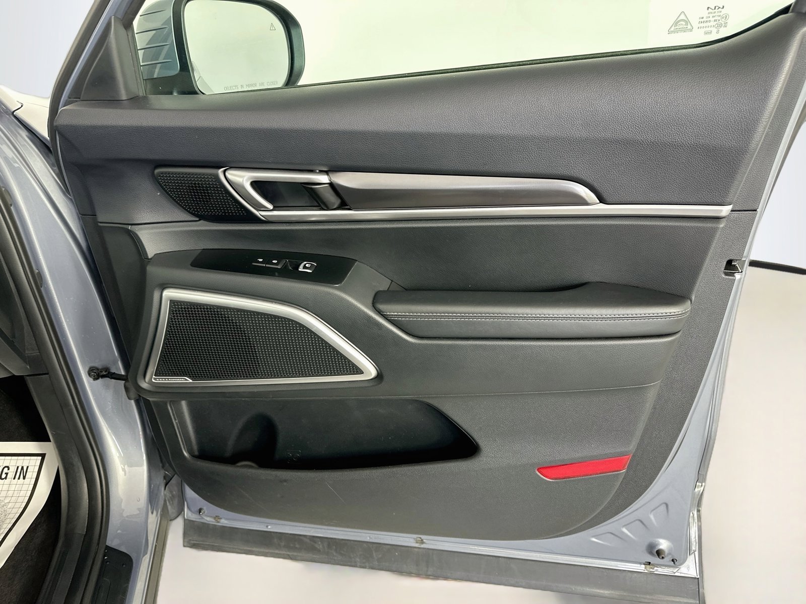 2025 Kia Telluride S - Photo 35