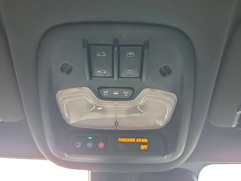 Used 2021 Gray Chevrolet RS image 41