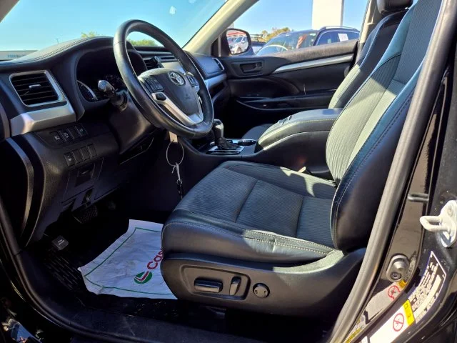 Used 2019 Black Toyota LE Plus image 10