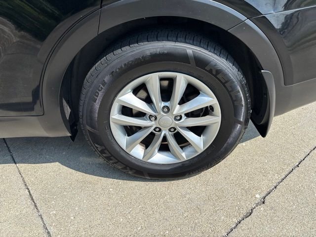 Used 2018 Black Kia LX image 10