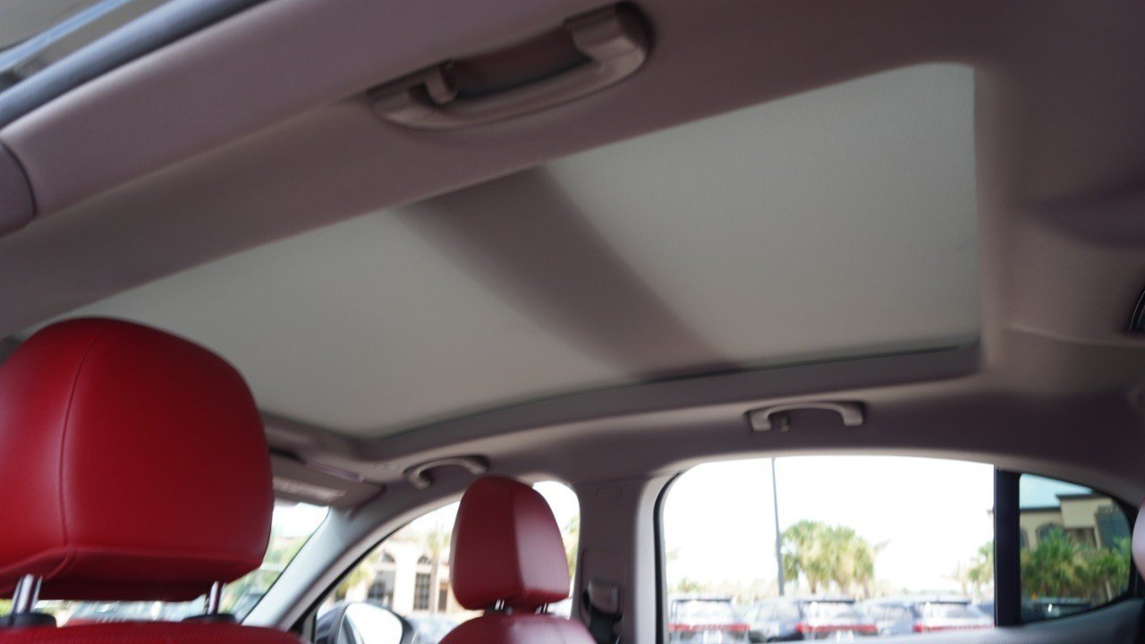 Used 2018 Black Alfa Romeo  image 34