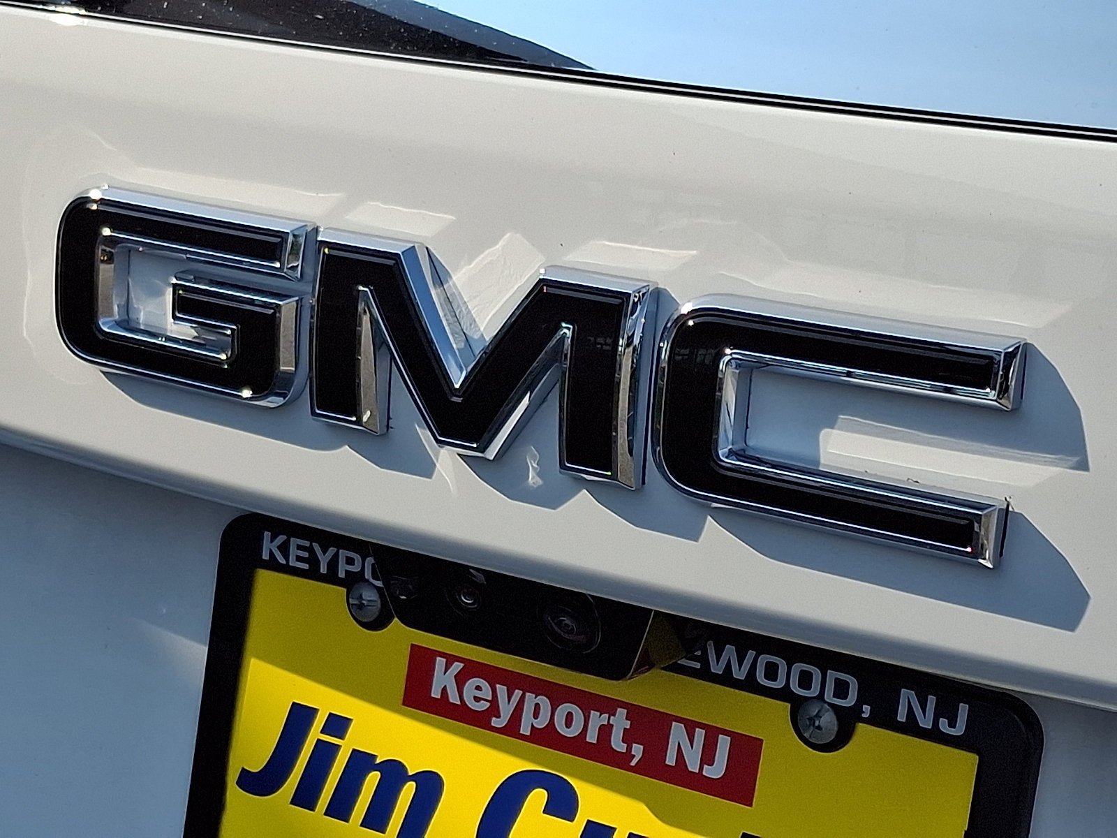 New 2026 Summit White GMC Elevation image 11
