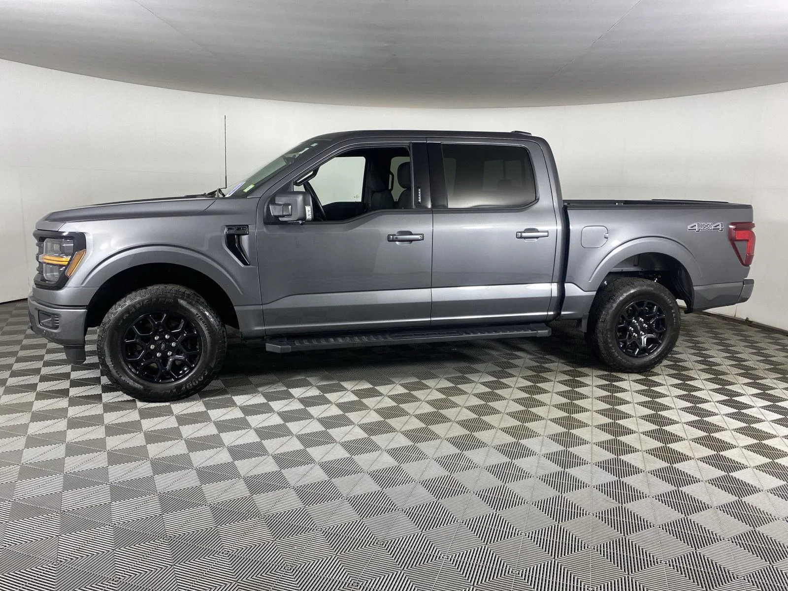 Used 2024 Carbonized Gray Ford XLT image 14