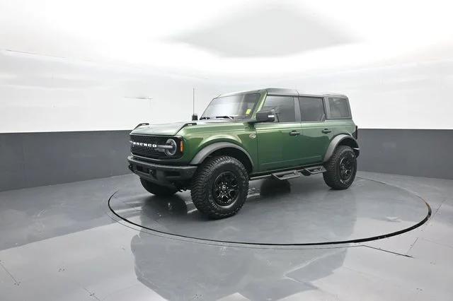 Certified Used 2024 Green Metallic Ford Wildtrak image 4