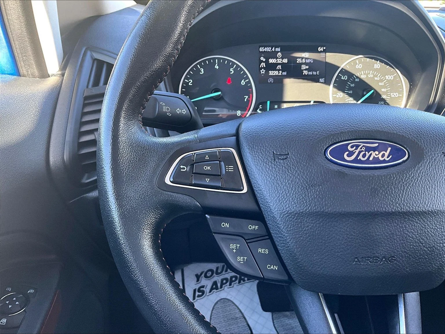 Used 2022 Blue Ford SE image 18