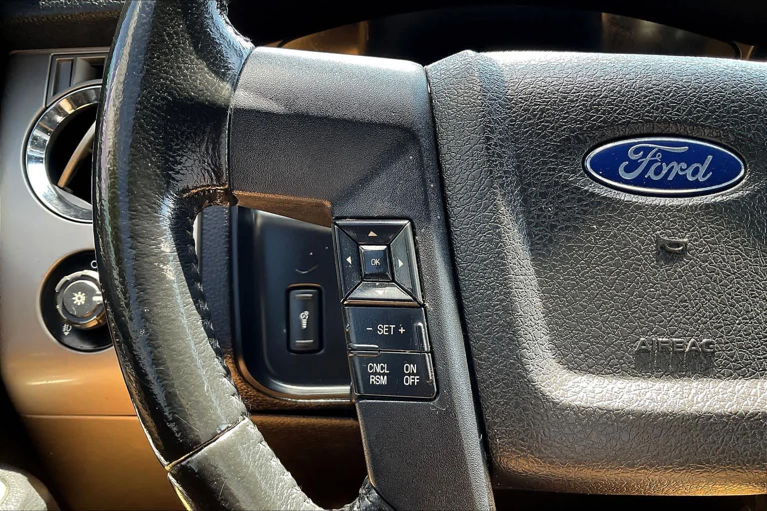 Used 2017 Magnetic Ford XLT image 24