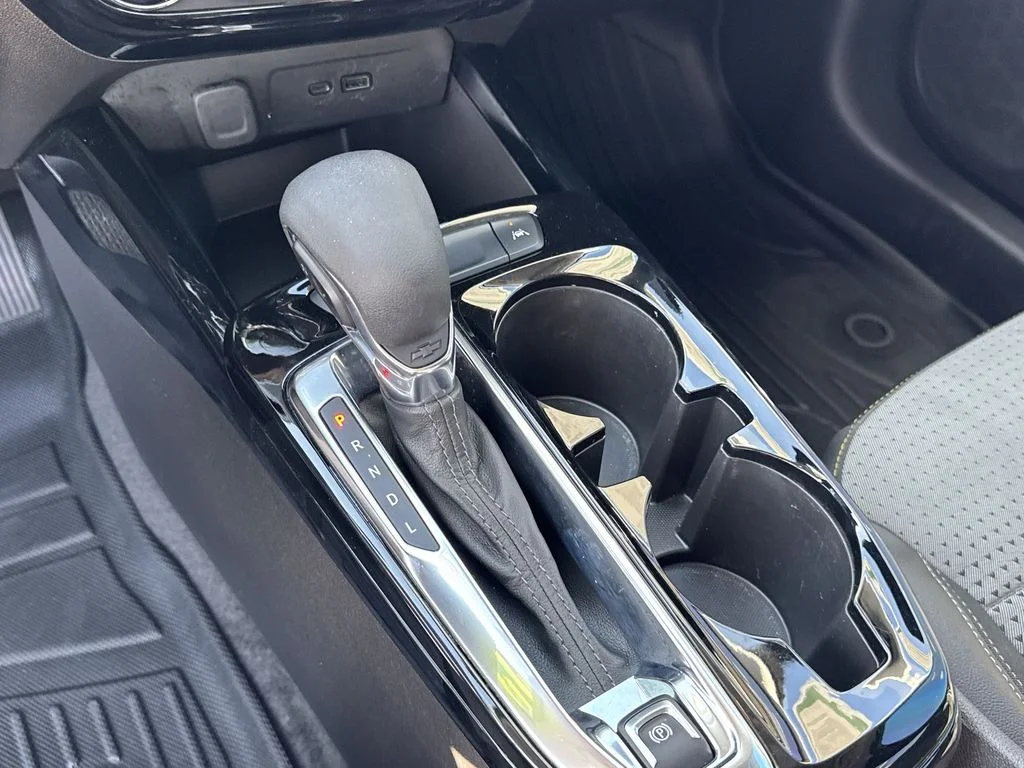 Used 2025 Gray Chevrolet LT image 15
