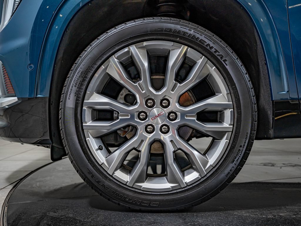 2024 GMC Acadia Denali - Photo 10