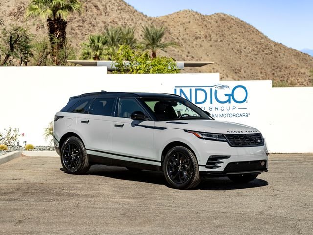 New 2026 Arroios Grey Land Rover Dynamic SE image 4