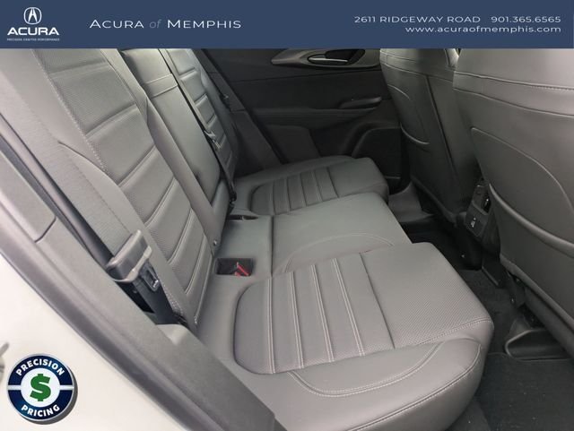 Used 2025 White Alfa Romeo Base image 27