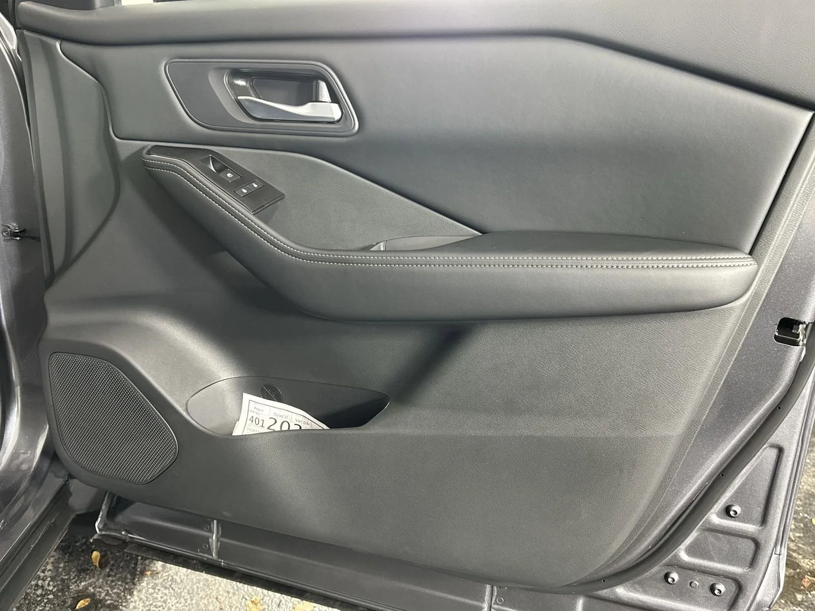 2026 Nissan Rogue SV - Photo 36
