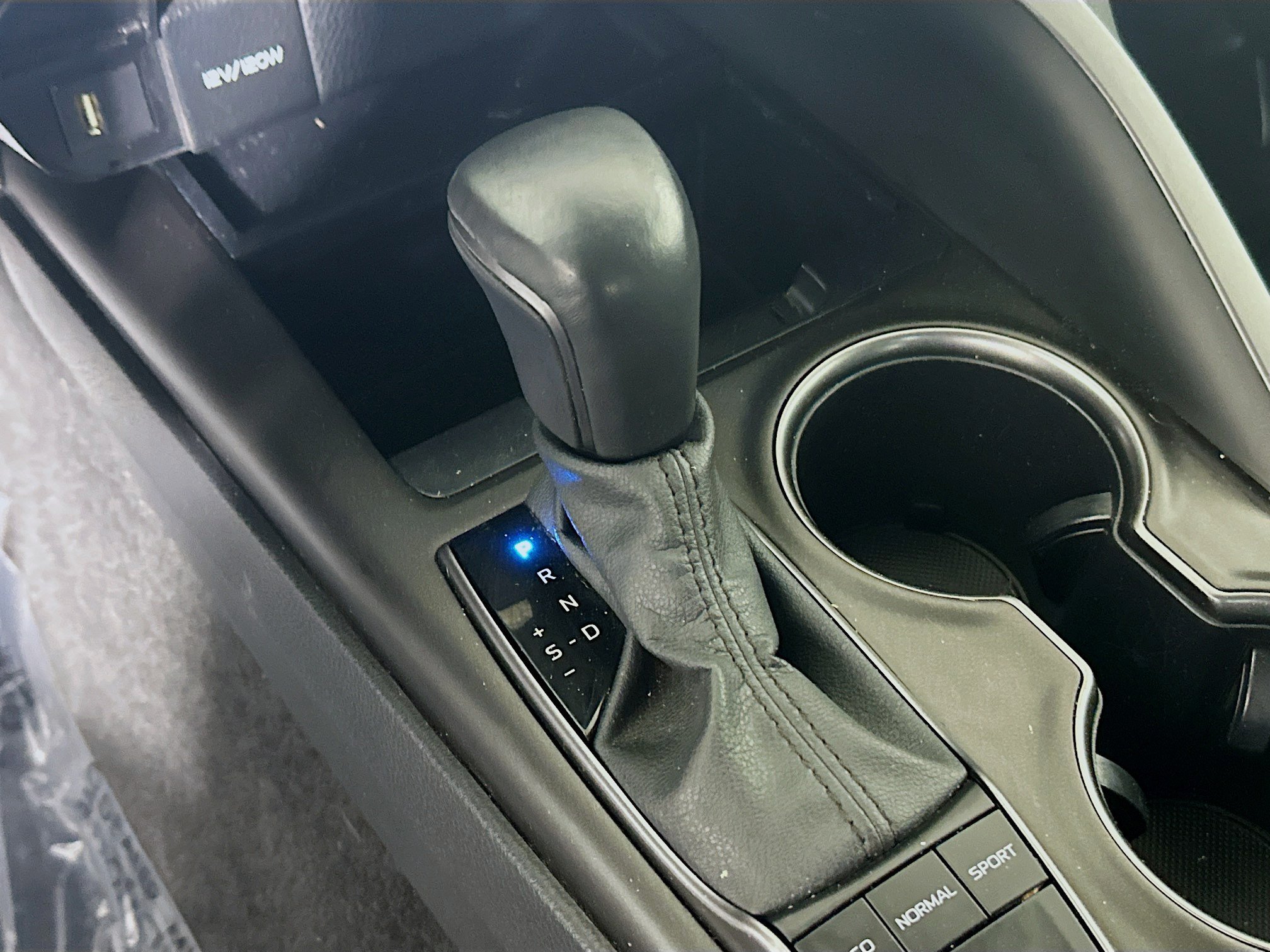 Used 2023 Midnight Black Metallic Toyota SE image 20