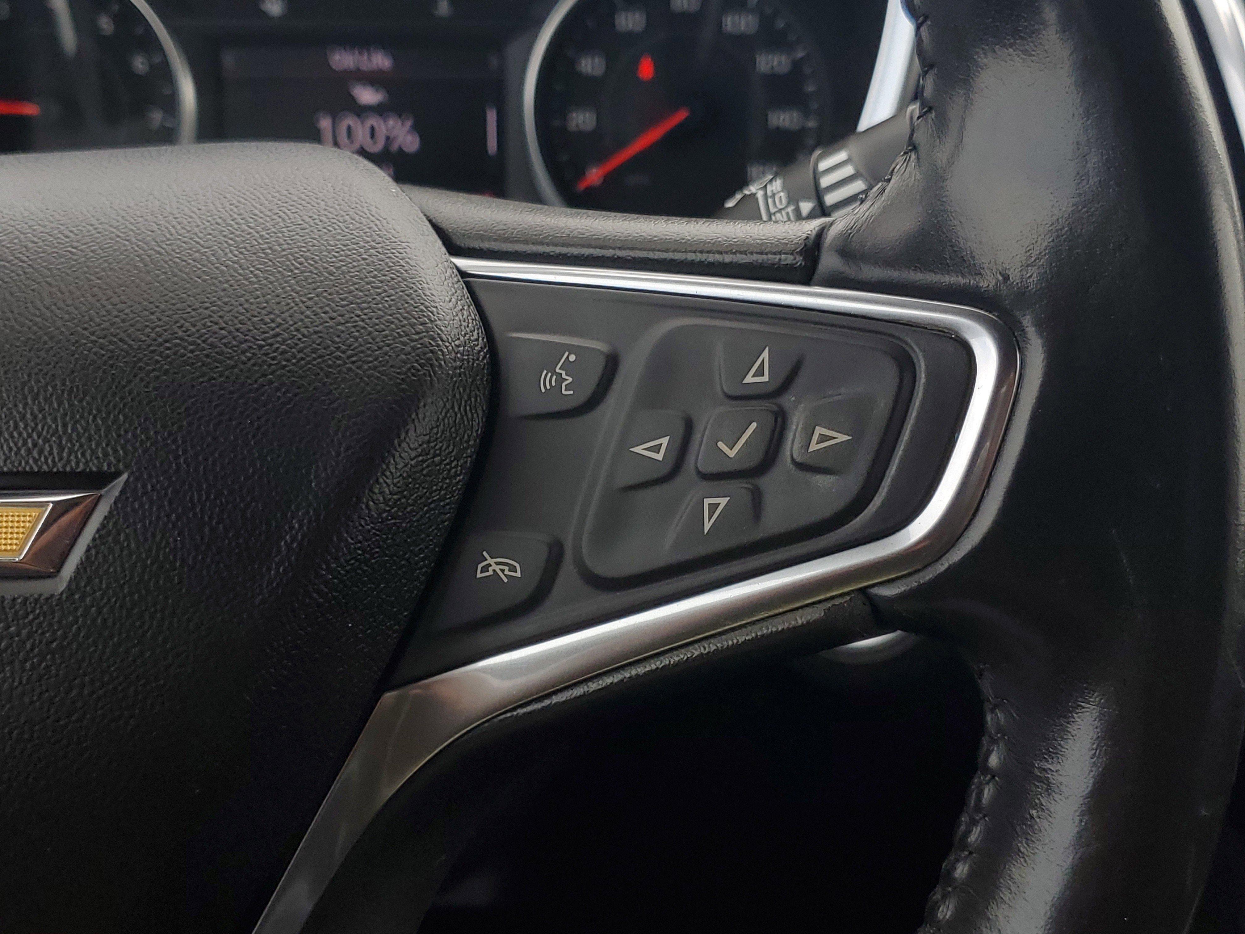 Used 2020 Mosaic Black Metallic Chevrolet LT image 25