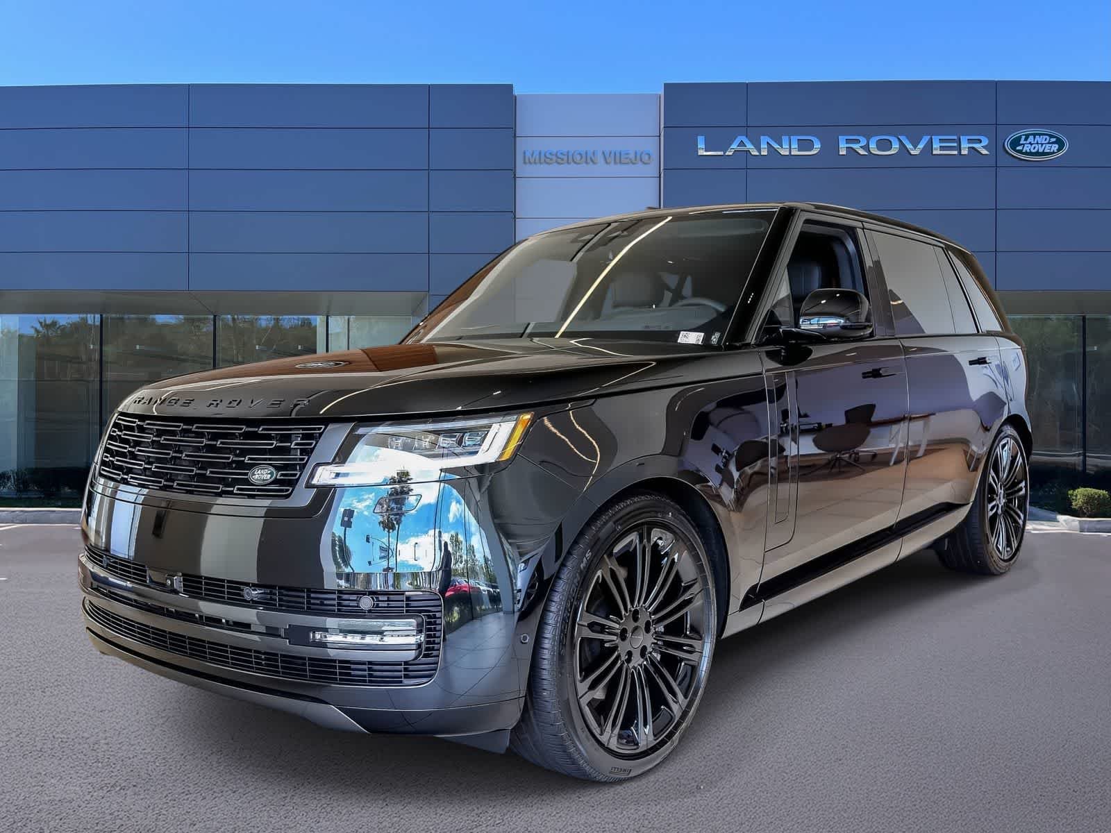 2026 Land Rover Range Rover 3.0 SE LWB 7's photo